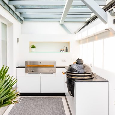 Outdoorküche im Wintergarten